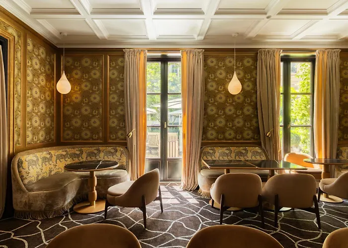 Le Pavillon De La Reine & Spa, Place Des Vosges París